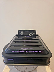 Hyperkin Retron 5 Black Console Famicom Nes Snes, Mega drive Game Boy