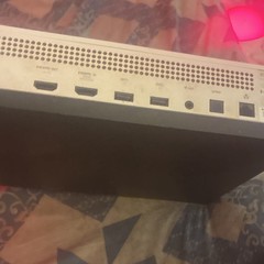 Microsoft Xbox One S 1TB 4K UHD Blu-Ray HDMI USB Ethernet Console White/Black