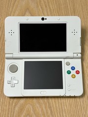 Nintendo New 3DS White Handheld Console KTR-001 with Stylus Japan
