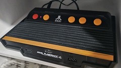 Atari Flashback 4 Console 2 Wireless Controllers Tested Working Póster Included