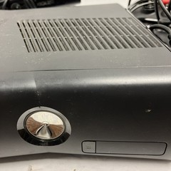 Microsoft Xbox 360 S Bundle – 2 Controllers With Cord In Box CLEAN POWERS ON