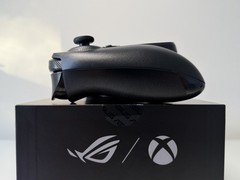 Asus ROG Xbox Ally X 7″ AMD Ryzen Z2 Extreme 24GB RAM 1TB Black- FREE SHIPPING!!