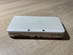 1951 Nintendo New Nintendo 3DS White For Parts