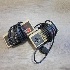 1985 Nintendo NES Console Bundle Tested Working 19 Games Power Pad Zapper Lot