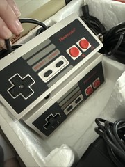 Nintendo NES Action Set Home Console – White/Gray – In Box /w Styro NO GAMES