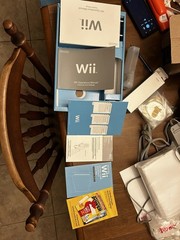 Nintendo Wii – Wii Sports Bundle -Console CIB Matching Serial Numbers