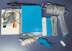 Nintendo Wii Video Game System Console Rvl-101 Blue w/ remotes and joysticks