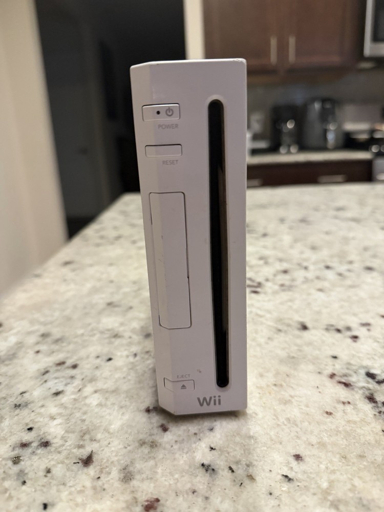 Nintendo Wii Console Witch 1 Control and Originals Cords Tested READ DESCRIPTION