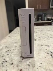 Nintendo Wii Console Witch 1 Control and Originals Cords Tested READ DESCRIPTION