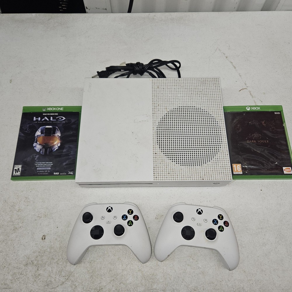 1681 Microsoft Xbox One Bundle Dark Souls Trilogy Halo Master Chief Collection
