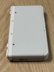 Nintendo New 3DS White Handheld Console KTR-001 with Stylus Japan