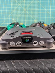 US Nintendo 64 Console, 2 Controllers, Expansion, Memory Card, Gameboy Xfer Pack