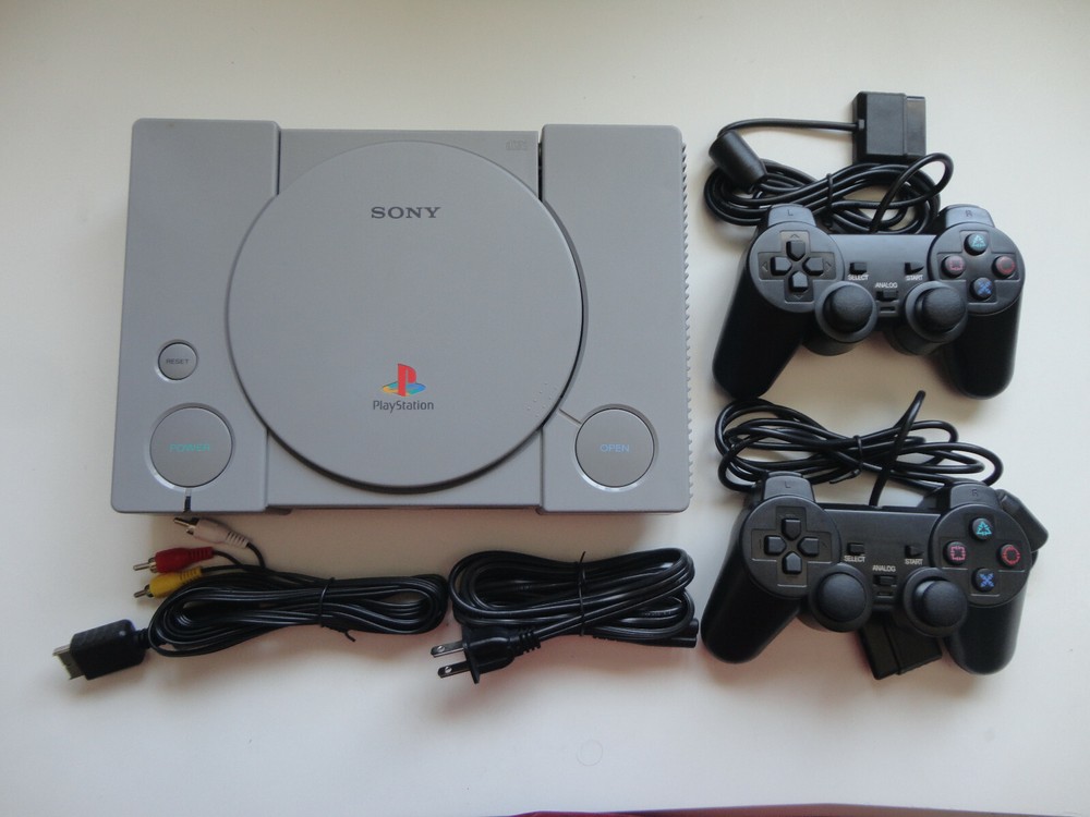 Sony PlayStation 1 Launch Edition Console – Gray + 2 controllers, cables ps1
