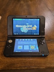 Nintendo New 3DS XL 4GB Handheld Gaming System – Black READ DESCRIPTION!
