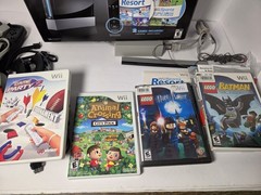 Nintendo Wii, Wii Sports, Resort And 4 Games, Black Console System Bundle