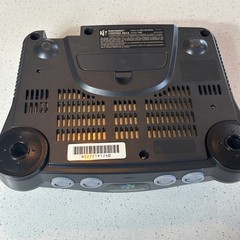 N64 Nintendo 64 Console + ONE CONTROLLER + Cords – pre owned