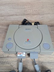 Sony Playstation 1 PS1 Console Bundle w/ 2 Controllers Av Cord Memory SCPH-7501