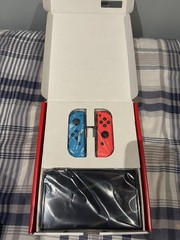 Nintendo Switch OLED Model HEG-001 64GB – Black/Neon Red/Neon With extras!