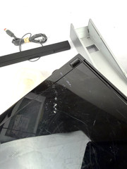 Nintendo Wii Black Console RVL-001 W/ 1 controller, 1 chuk, Gamecube Compatible