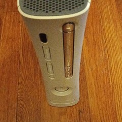 Microsoft Xbox 360 60GB White/Gray Console NTSC-U/C 1080p w/ Power/AV