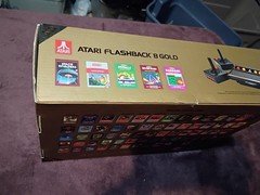 Atari Flashback 8 Gold Deluxe HD Console Wireless Controllers – Gold Used