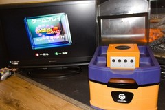 Nintendo GameCube DOL-101 Spice Orange Japanese Console w/ Storage Display Rack