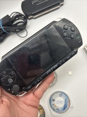 Sony PSP Model 1001 W/ Memory Card , Game Case And 5 Games TESTED & WORKING