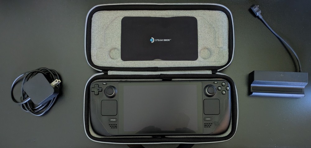 Steam Deck 512GB LCD Bundle – Anti-Glare Screen – Case, Charger and Dock