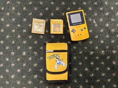 Nintendo Game Boy Color W/ Pokémon Special Pikachu & Gold Games + Case