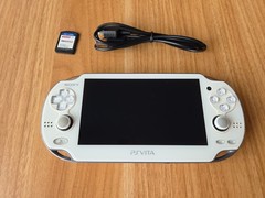 SONY PS Vita PCH-1000 Crystal white W/ Charger