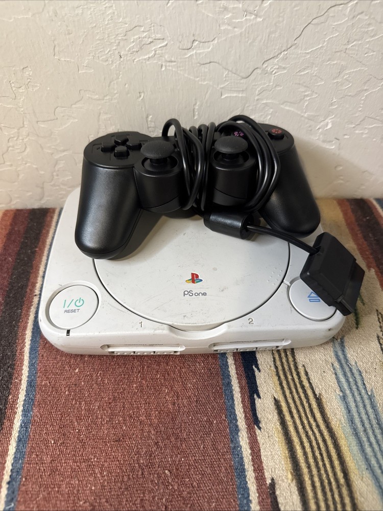 Sony PlayStation 1 PS1 PSone SCPH-9001 Console w/Controller No Cords