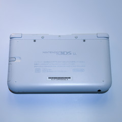 Nintendo 3DS XL LL 128GB Set White (Case, Crystal Shell, Charger, SD) USA Seller