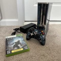 Microsoft Xbox 360 Halo 4 Console – Limited Edition – 320GB W/ Controller & Game