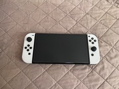 Nintendo Switch OLED Bundle w/ 128GB SD Card & Accessories – Great Condition