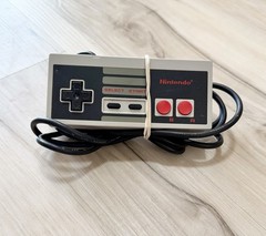 Original Nintendo NES Bundle W/ Controller + 7-Games – Tested