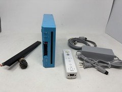 Nintendo Wii Blue RVL-101 Console With White Remote Sensor Bar AV Power Cord
