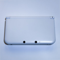 Nintendo 3DS XL LL 128GB Set White (Case, Crystal Shell, Charger, SD) USA Seller