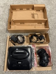 Sega Genesis Model 2 MK-1631 Gaming Console System 1994 Core System w Box TESTED