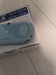 Excellent PS Vita Light Blue White PCH 2000 ZA14 Console