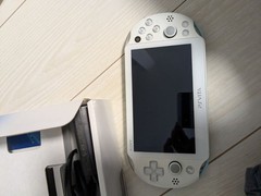 Excellent PS Vita Light Blue White PCH 2000 ZA14 Console
