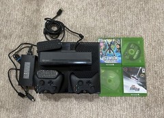 Xbox One Bundle (500G Console,Kinect,Controller,Remote,Games) Perfect Condition