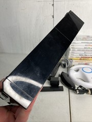 Nintendo Wii Bundle, Controller 10 Games Mario Kart Play Fit Lego Indiana Jones