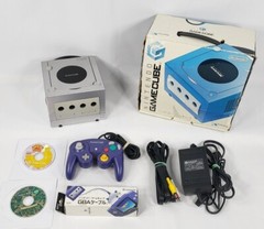 Nintendo GameCube Console Japan Edition Bundle w/Controller, Donkey Kong & More