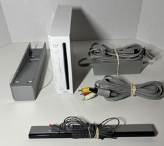 Nintendo Wii Bundle Mario Party, Kart, Wii Sports 15 In 1 Family Pack & 15 Games
