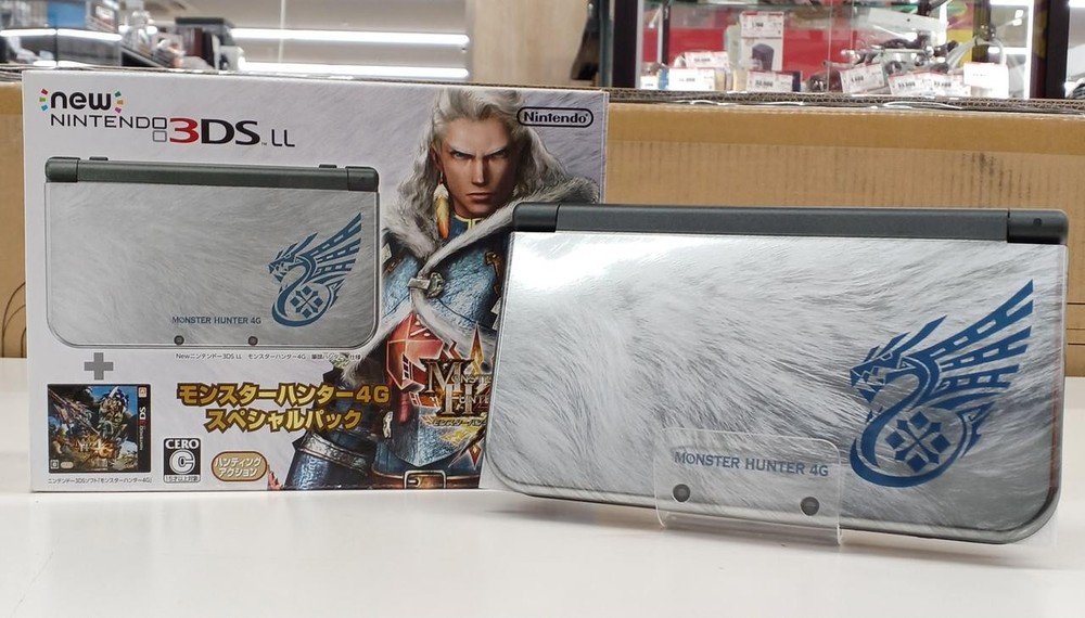 NEW 3DSLL Model RED 001 NINTENDO