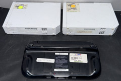 Nintendo Wii Consoles RVL-001 & Wii U Game Pad WUP-010 – Lot of 3 (PARTS/REPAIR)