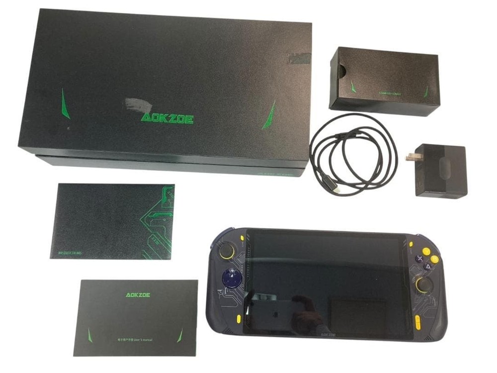AOKZOE A1 Ryzen 7 6800U Win 11 32GB 2TB Game Console