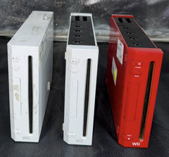 Nintendo Wii Consoles RVL-001 (USA & JPN) – Lot of 3 (PARTS/REPAIR)
