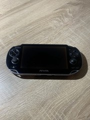 1679 Play Station PS Vita 1100 Crystal Black Good TESTED