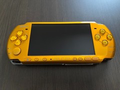 SONY PSP 3000 Bright Yellow Console & USB charging cable – Tested [Good]